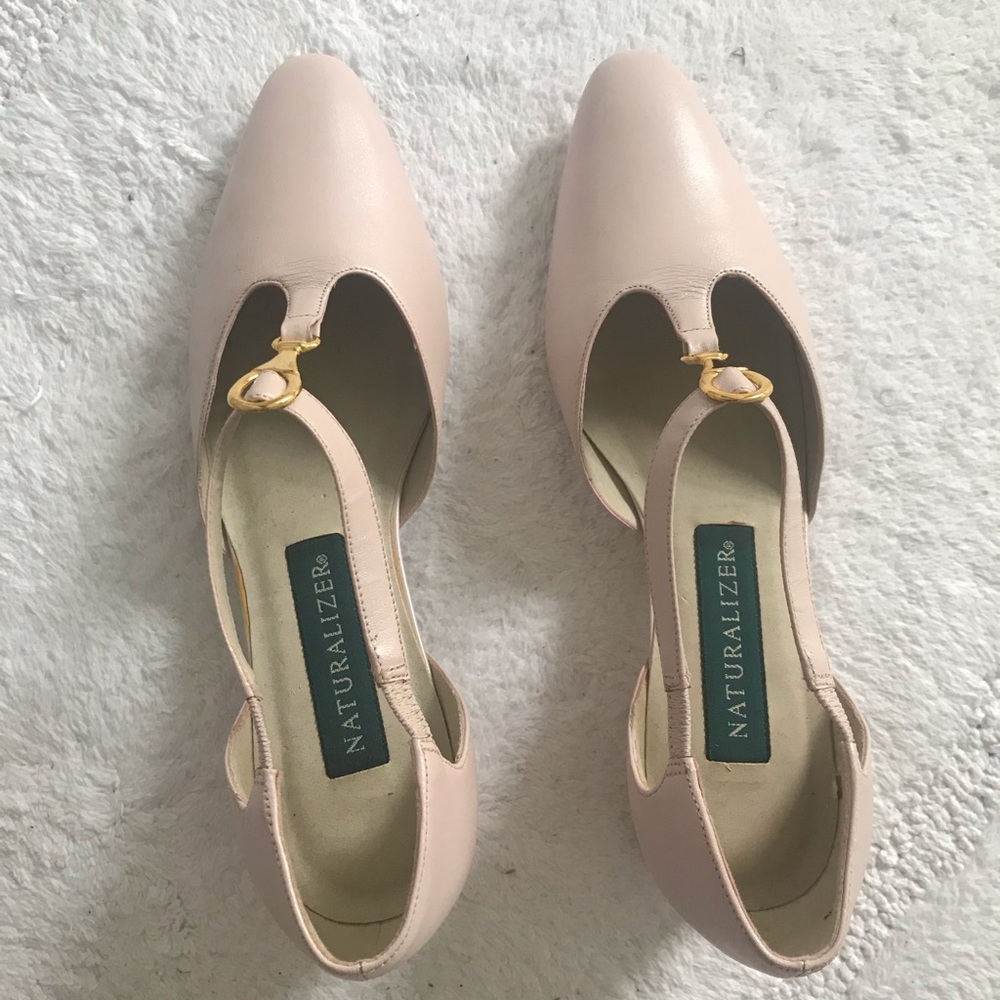 Naturalizer shoe